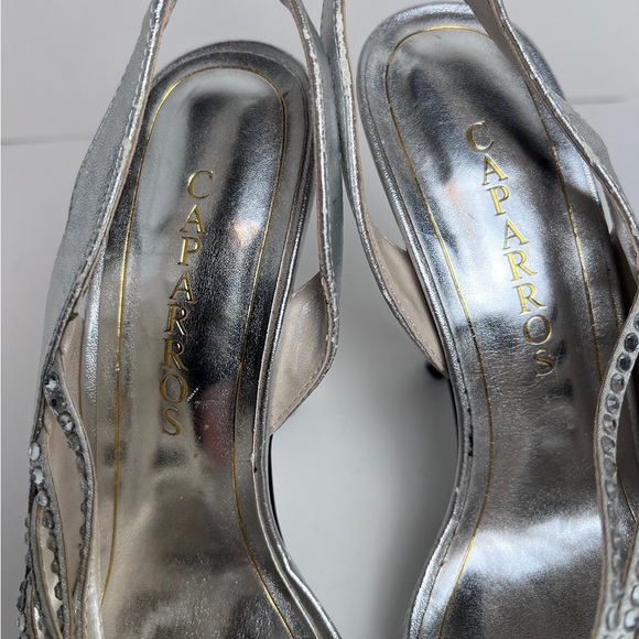 Caparros silver Womens Heels Size 7 - Picture 2 of 14